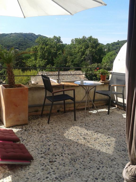 Guesthouse de Cambis B&B Remoulins Kamer foto