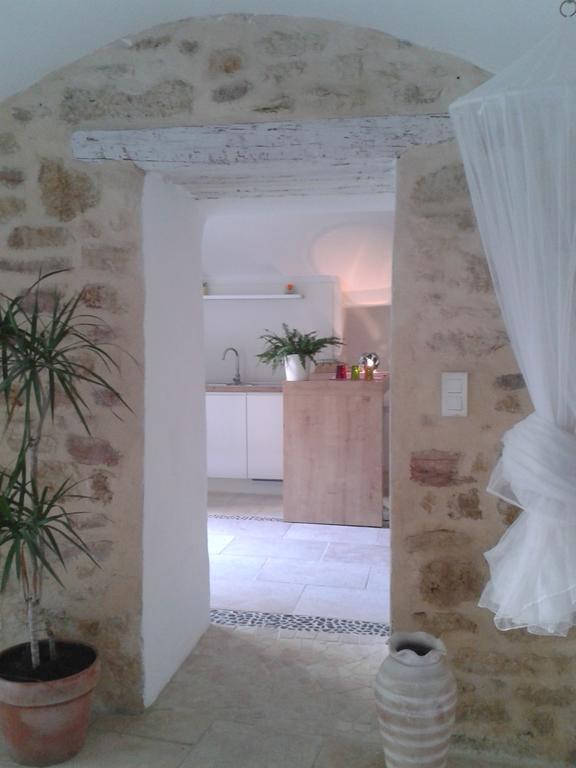 Guesthouse de Cambis B&B Remoulins Buitenkant foto