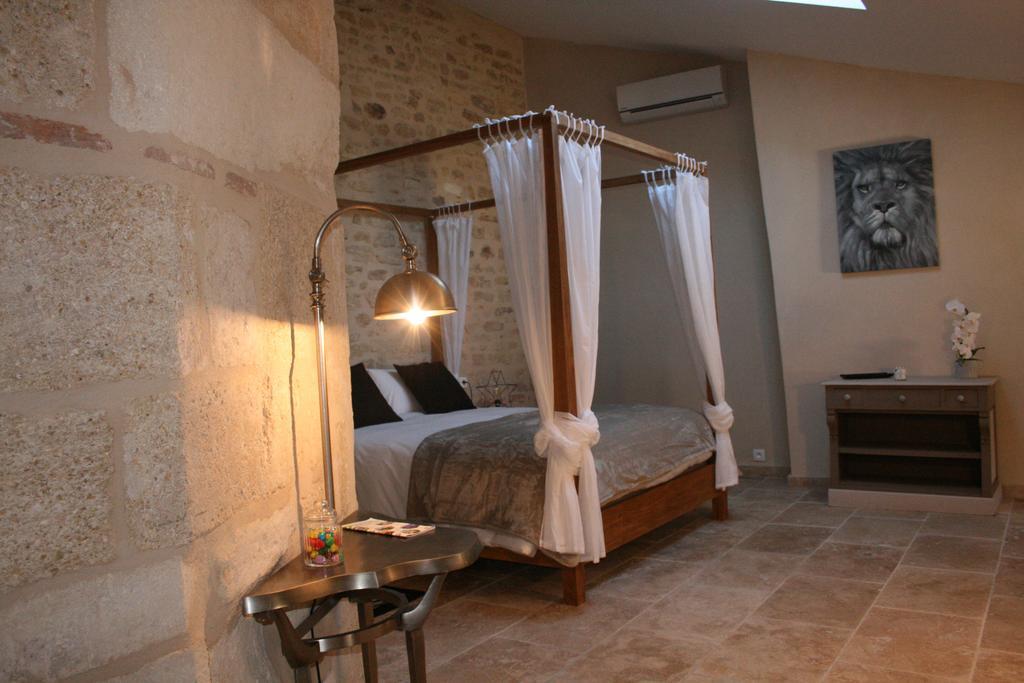 Guesthouse de Cambis B&B Remoulins Buitenkant foto